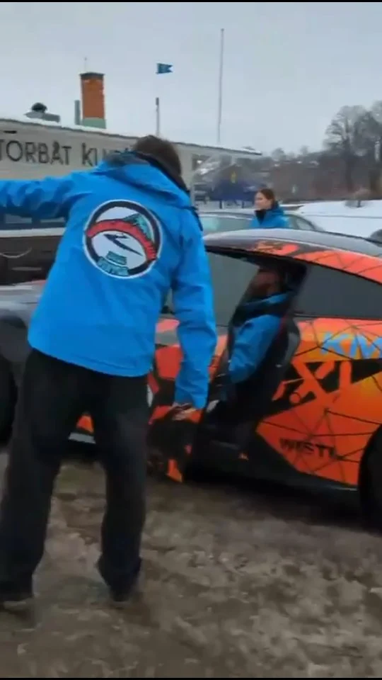 Fredagsplaner? 

Den 27/2 får vi besök av @cannonballrun.se och ett helt gäng riktigt coola bilar 🚗🔥

De stannar till hos oss för lunch – och det tycker vi att du också ska göra.
Glid upp och ta en titt.

Vi ses på berget.